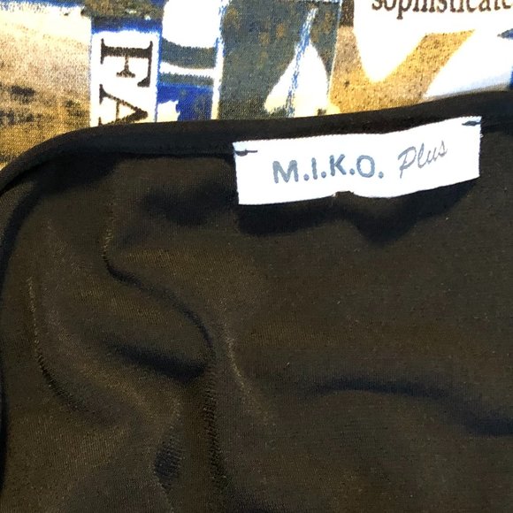 M.I.K.O. Feminine Top: Size 14 - Picture 11 of 12